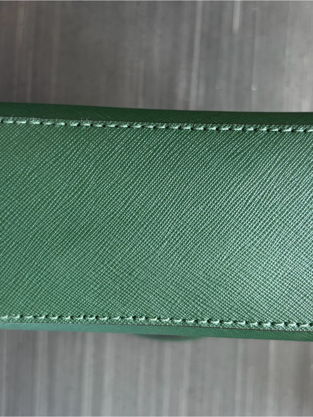 Michael Kors Ava Mini Green Leather Crossbody: NWOT - Picture 4 of 5